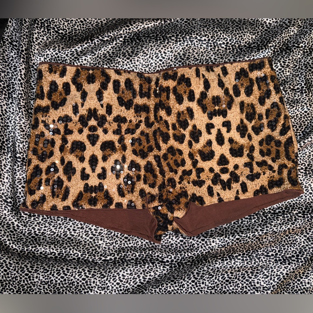 Shiny Leopard Print Women's Shorts - Picture 2 of 3
